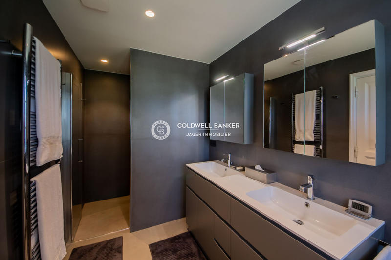 Villa - 194 m² - 5 pièces