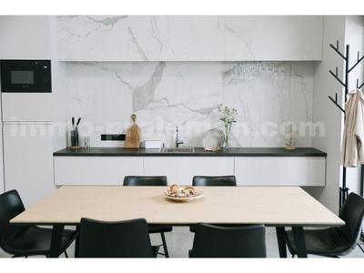 Appartement - 98 m² - 5 pièces