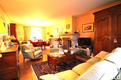 Maison - 101 m² - 5 pièces