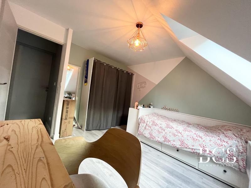 Maison contemporaine - 129 m² - 8 pièces