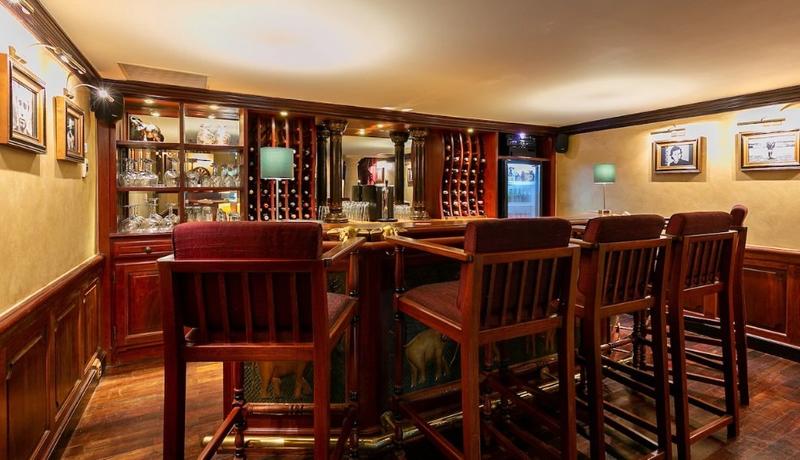 Manoir - 980 m² - 22 pièces