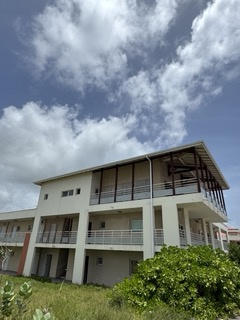 Local d'activités - 154 m²