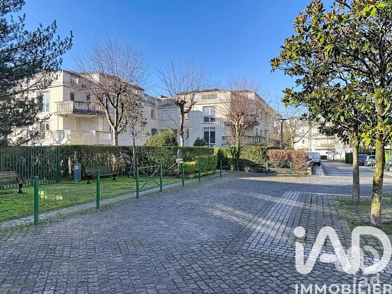 Appartement - 96 m² - 4 pièces