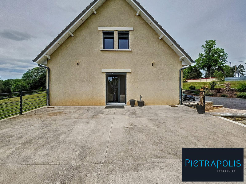 Maison - 157 m² - 7 pièces