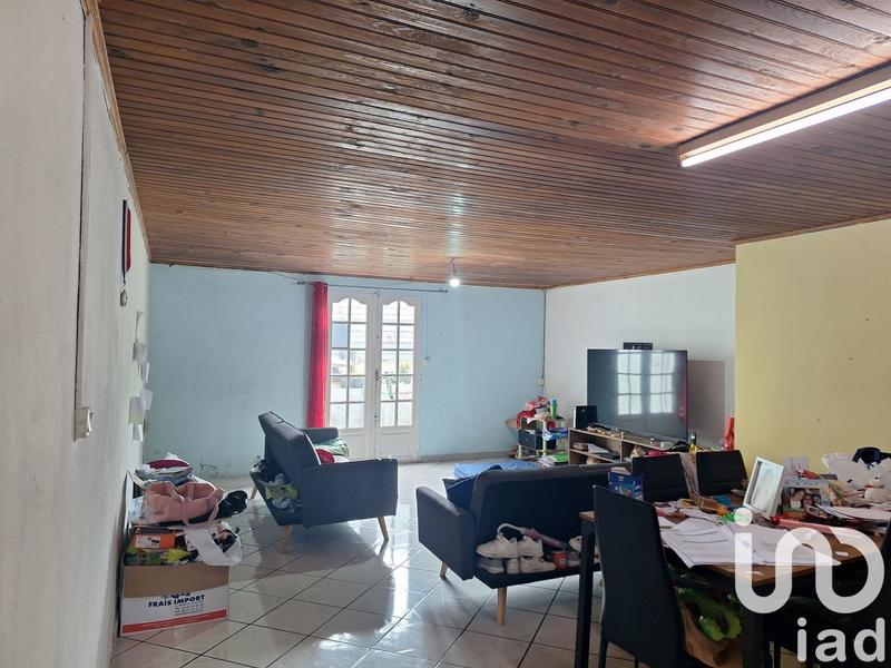 Maison - 275 m² - 12 pièces