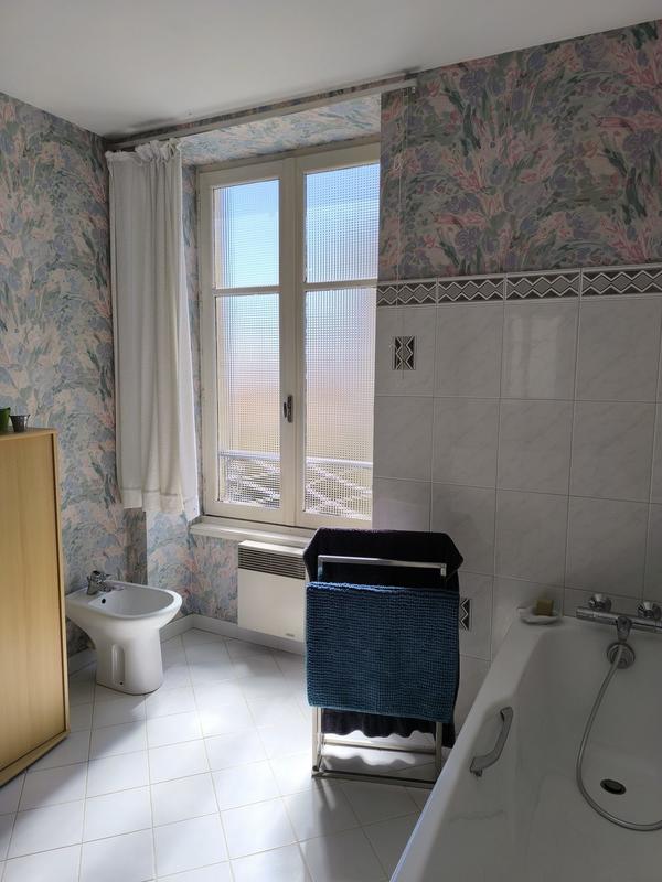 Maison - 201 m² - 7 pièces