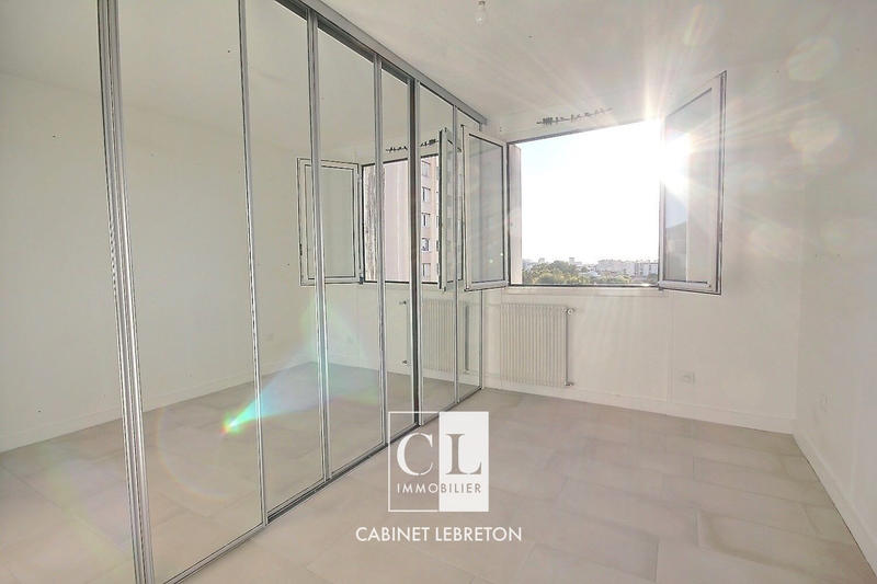 Appartement - 75 m² - 3 pièces