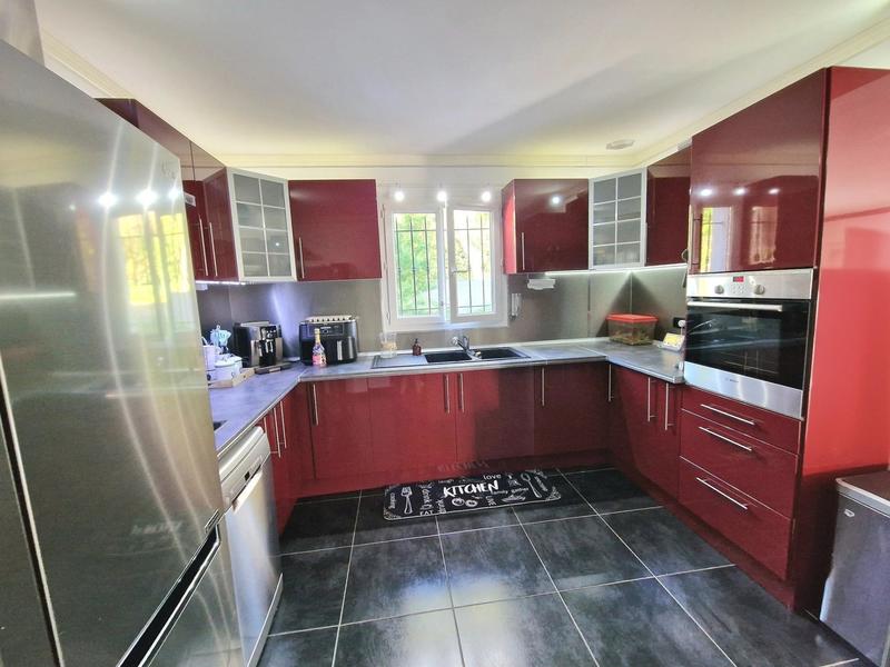 Maison - 150 m² - 5 pièces