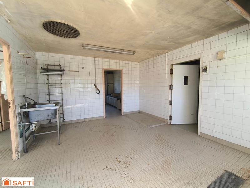 Maison - 123 m² - 8 pièces