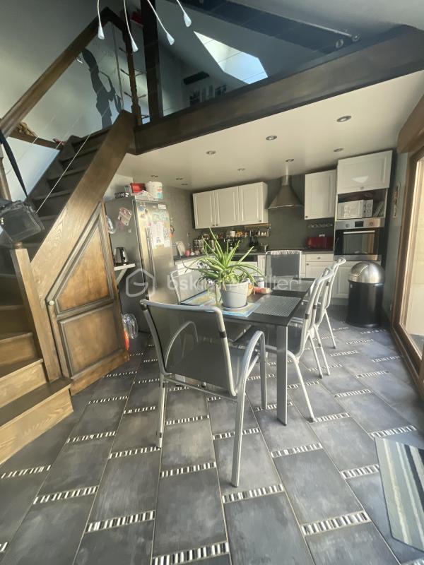 Maison - 123 m² - 5 pièces