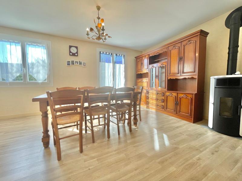 Maison - 105 m² - 5 pièces