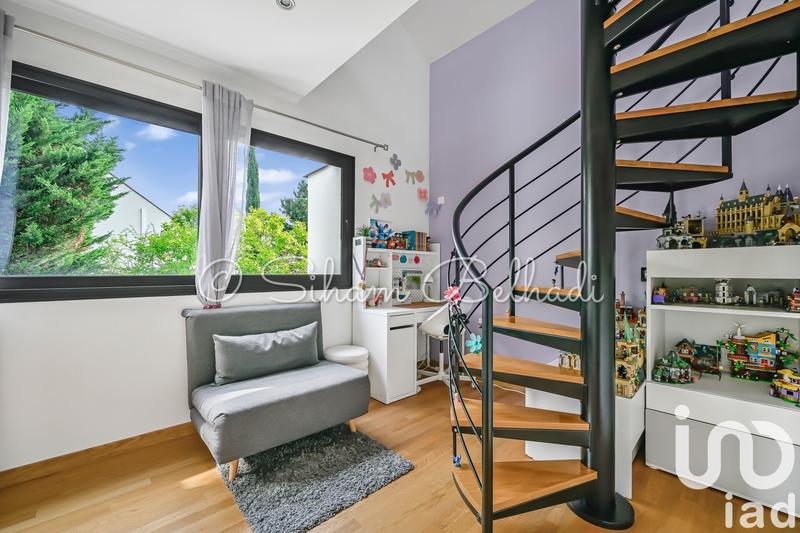 Maison - 190 m² - 6 pièces