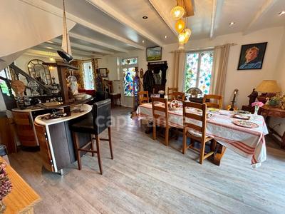 Maison - 113 m² - 5 pièces