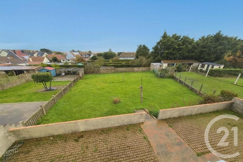 Maison - 92 m² - 8 pièces