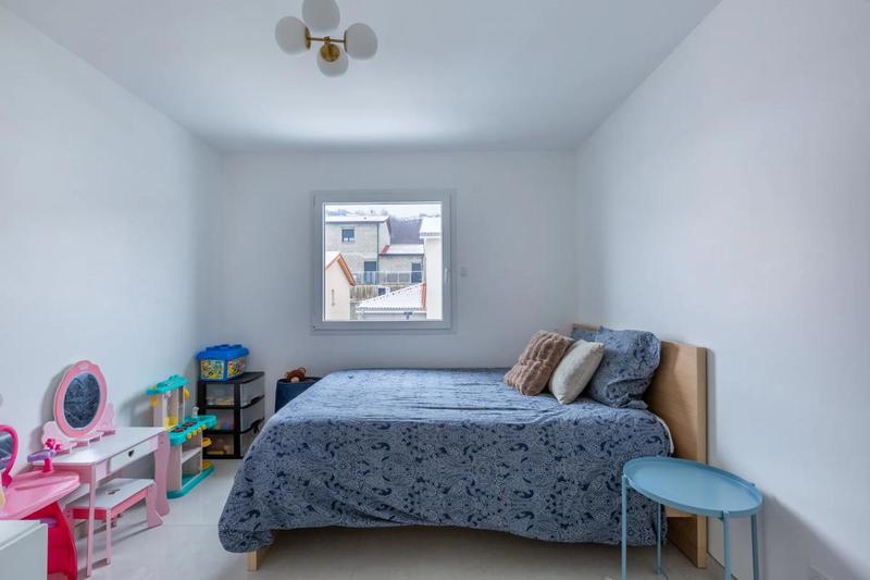 Maison - 142 m² - 6 pièces