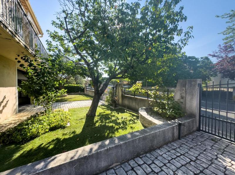 Maison de village - 157 m² - 6 pièces