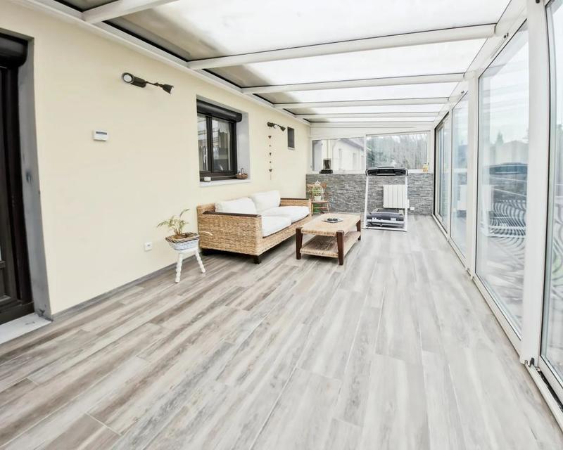 Maison - 123 m² - 6 pièces