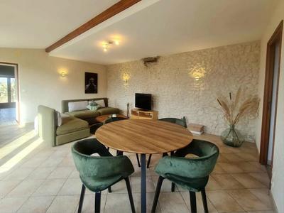 Maison - 129 m² - 6 pièces