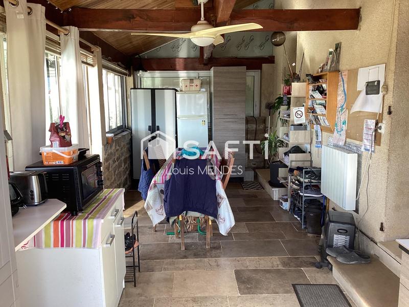 Maison - 203 m² - 8 pièces