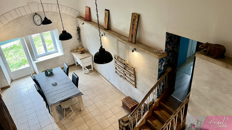 Maison - 174 m² - 5 pièces