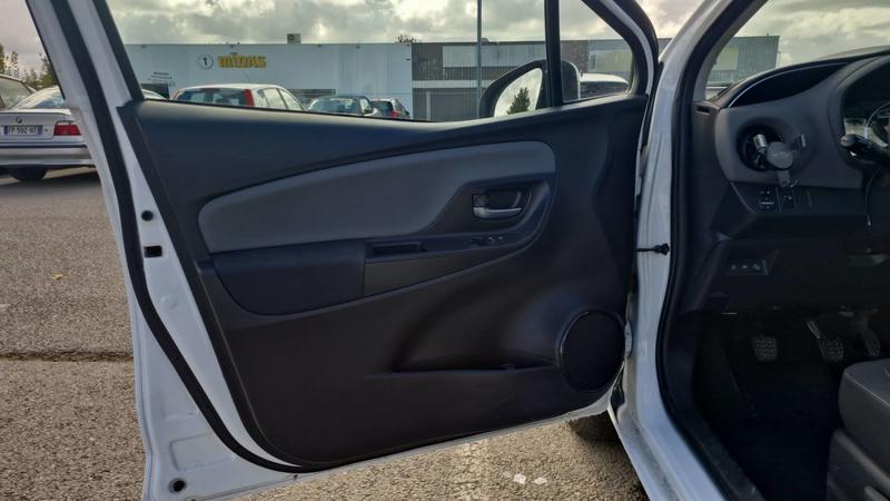 Toyota Yaris III 1.0 Vvt-i 72 Ultimate