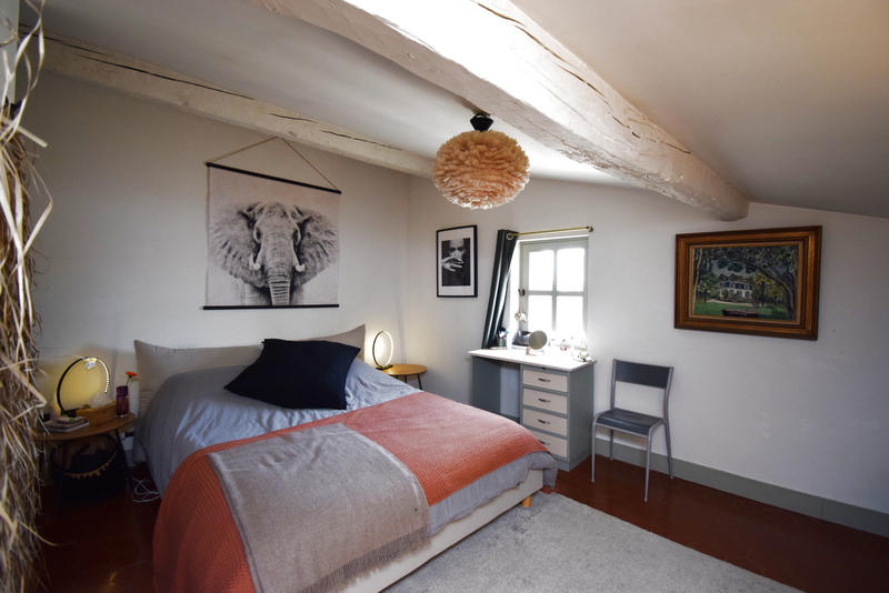 Appartement - 100 m² - 4 pièces