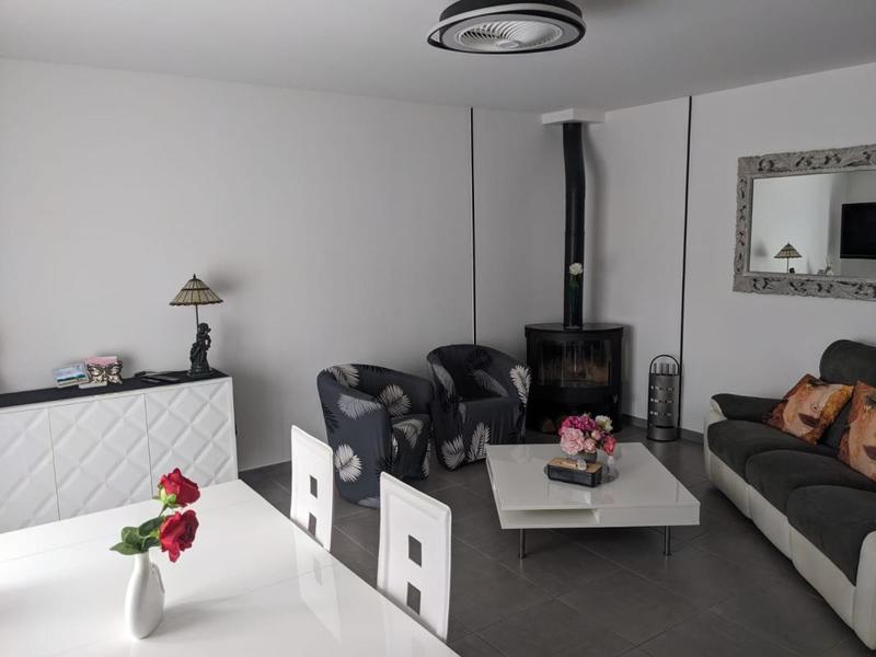 Maison - 94 m² - 5 pièces