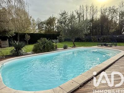 Maison - 153 m² - 8 pièces