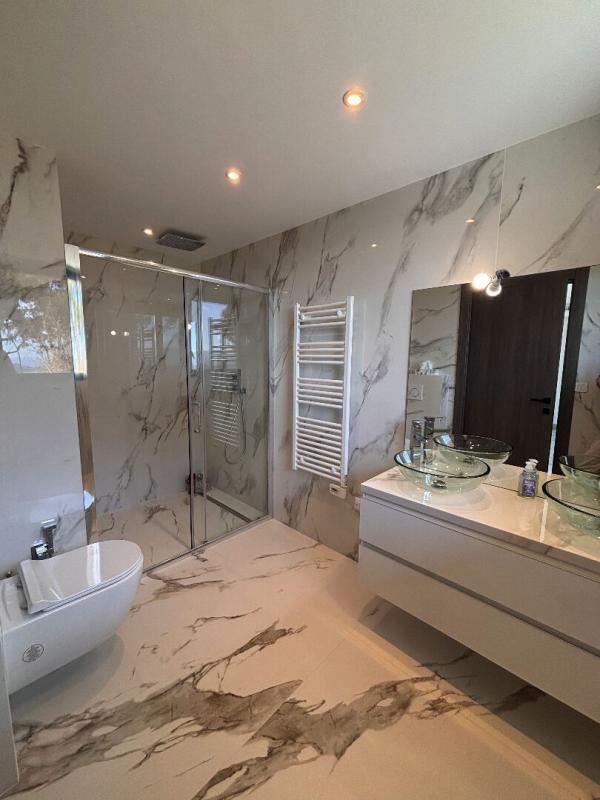 Villa - 370 m² - 7 pièces