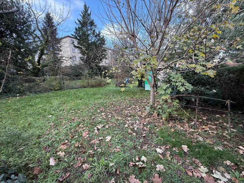 Terrain de loisirs - 212 m²