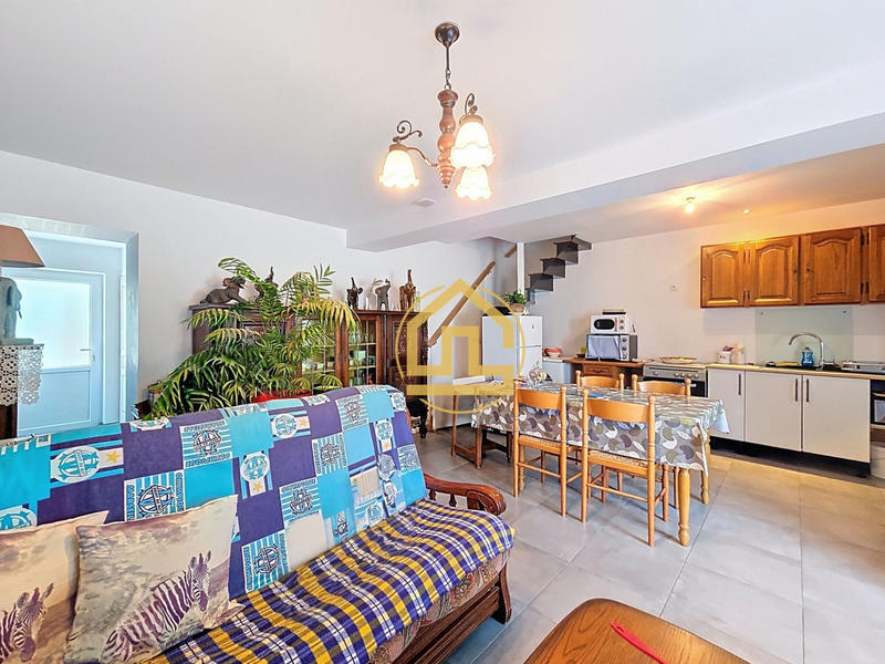 Maison - 121 m² - 5 pièces