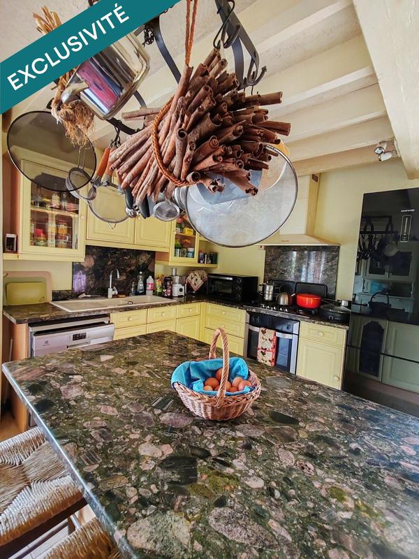 Propriété - 200 m² - 7 pièces