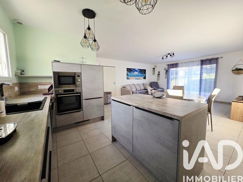 Maison - 106 m² - 5 pièces