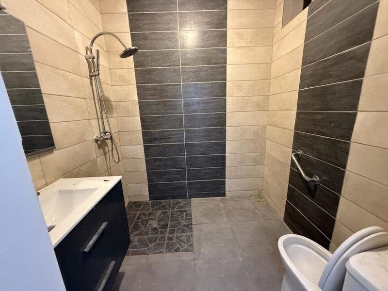 Appartement - 200 m² - 6 pièces