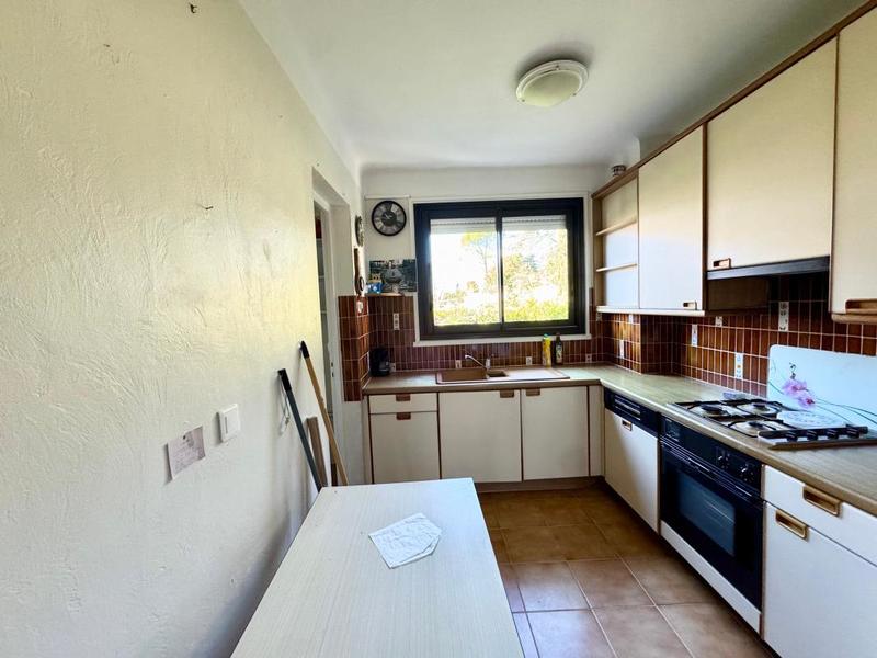 Appartement - 85 m² - 4 pièces