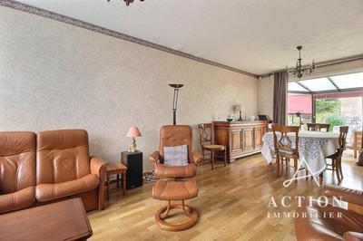 Maison - 111 m² - 5 pièces