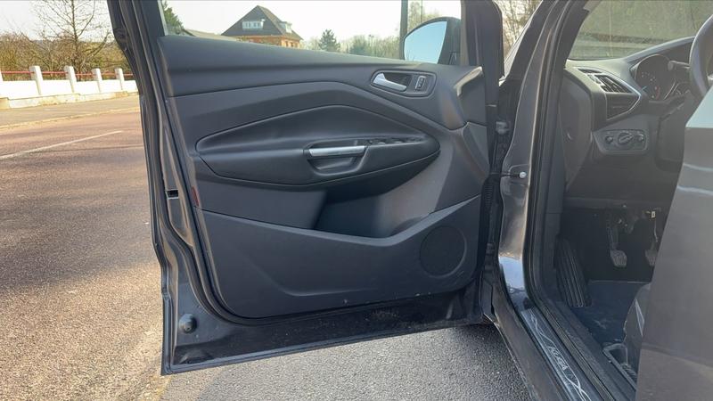 Ford Kuga 2.0 TDCi 120 Titanium