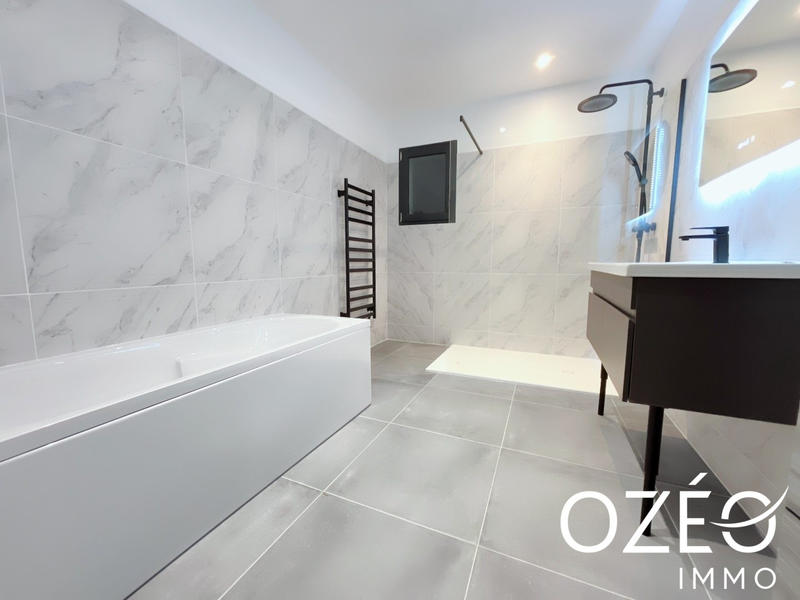 Maison contemporaine - 135 m² - 5 pièces