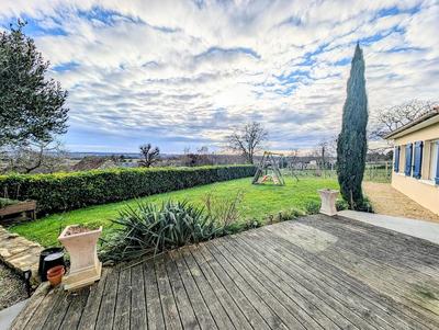 Maison - 132 m² - 6 pièces