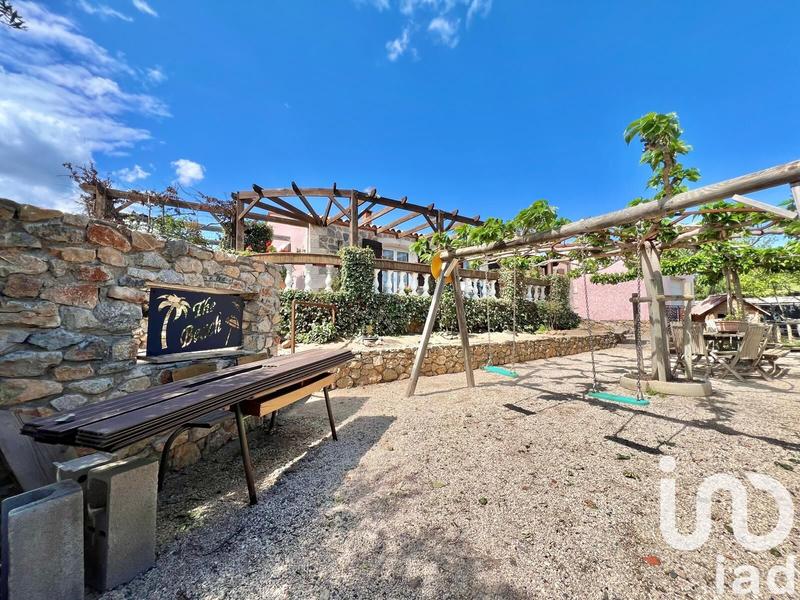 Maison - 133 m² - 5 pièces