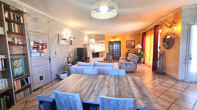 Villa - 130 m² - 5 pièces