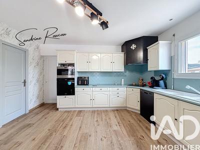 Maison - 113 m² - 4 pièces