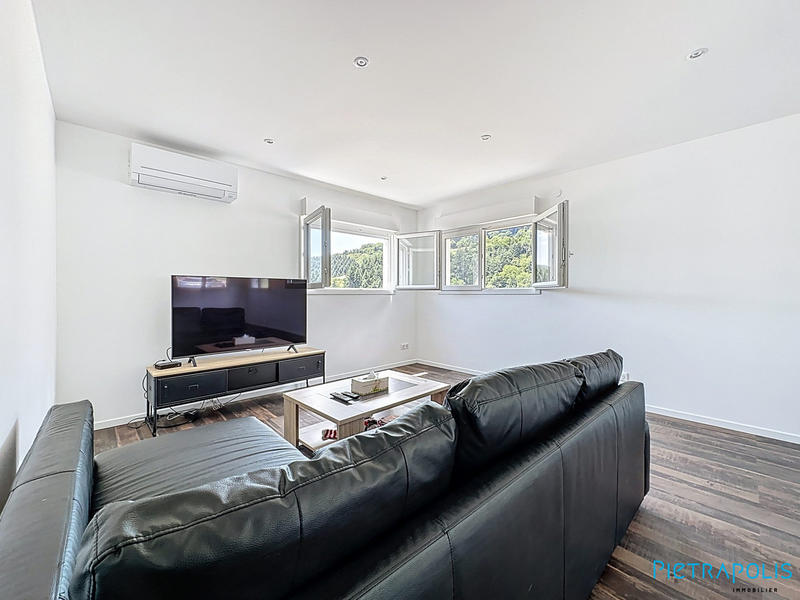 Maison ancienne - 112 m² - 5 pièces