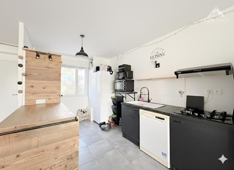 Maison - 92 m² - 4 pièces