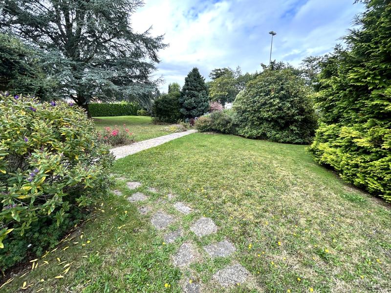 Maison traditionnelle - 145 m² - 6 pièces