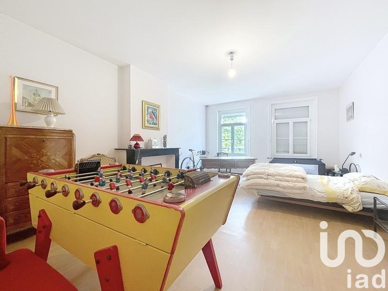 Maison - 312 m² - 9 pièces