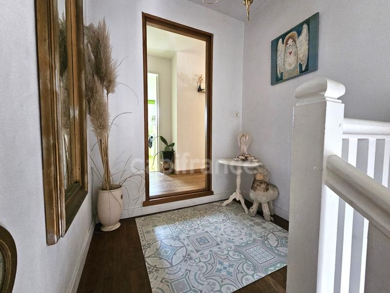 Maison - 192 m² - 7 pièces