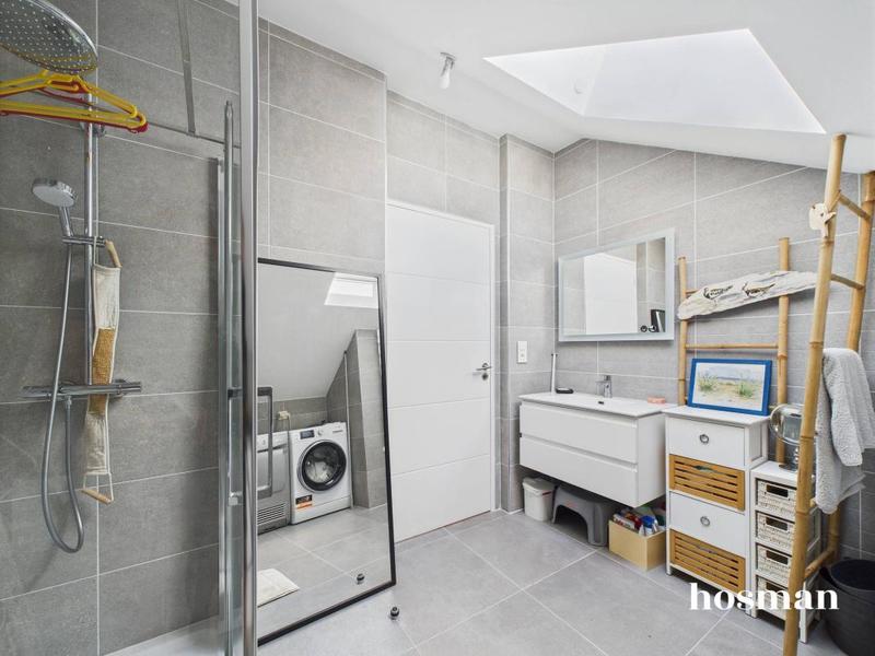 Appartement - 90 m² - 3 pièces