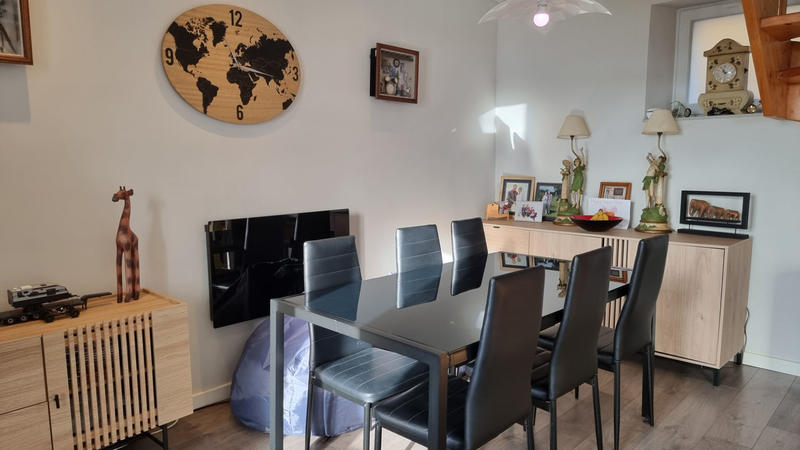 Maison - 123 m² - 9 pièces