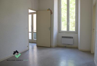 Appartement - 88 m² - 3 pièces